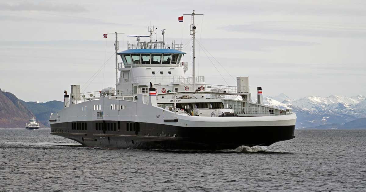 1200x630_thumbnail_Gisk0y_med_ferje_bak_seg