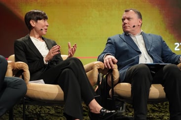 Ine Eriksen Søreide and Oleksiy Gavrysh. Photo: Lars Bugge Aarset